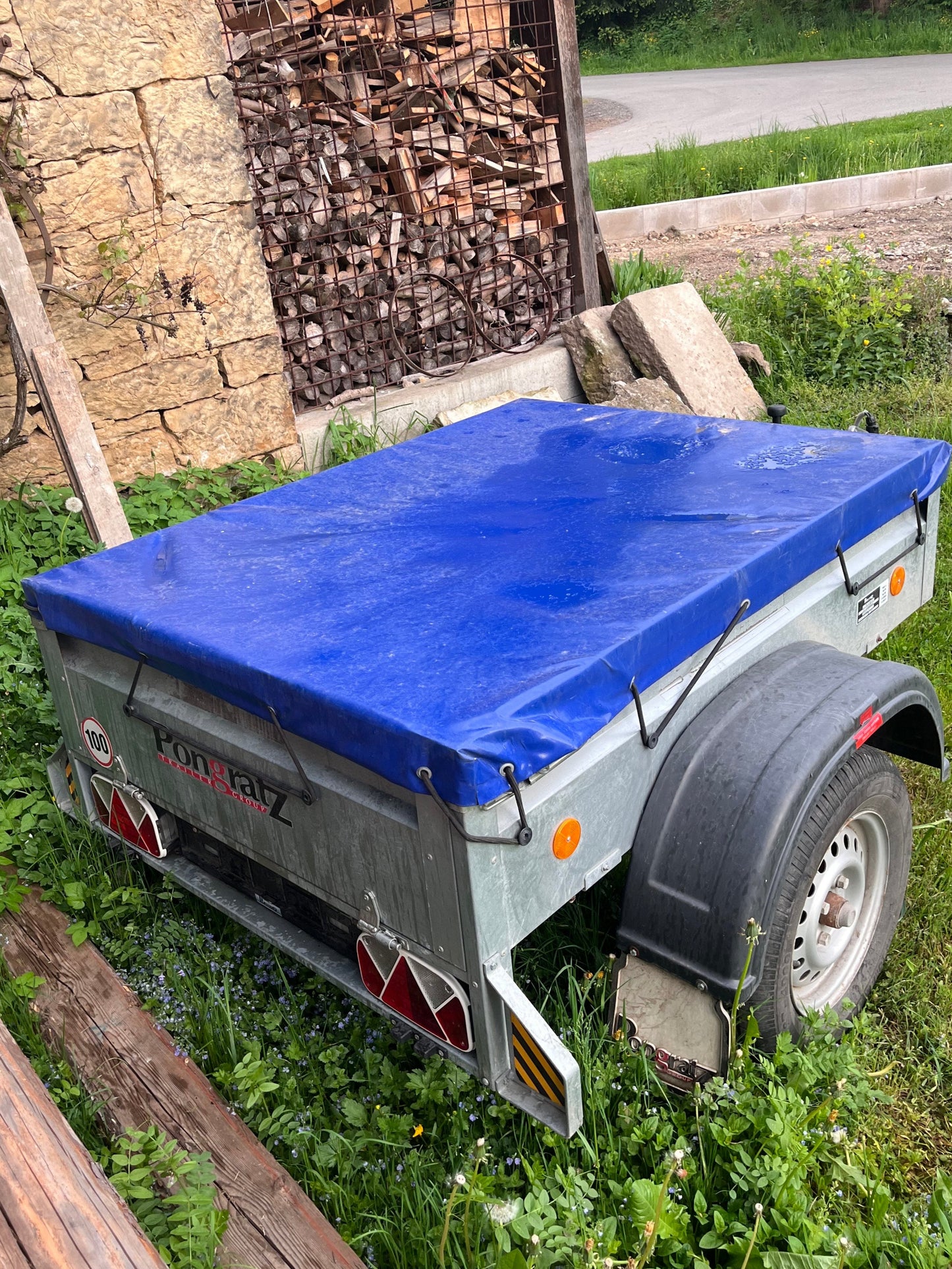 750kg vozík 1.5m x 1.5m