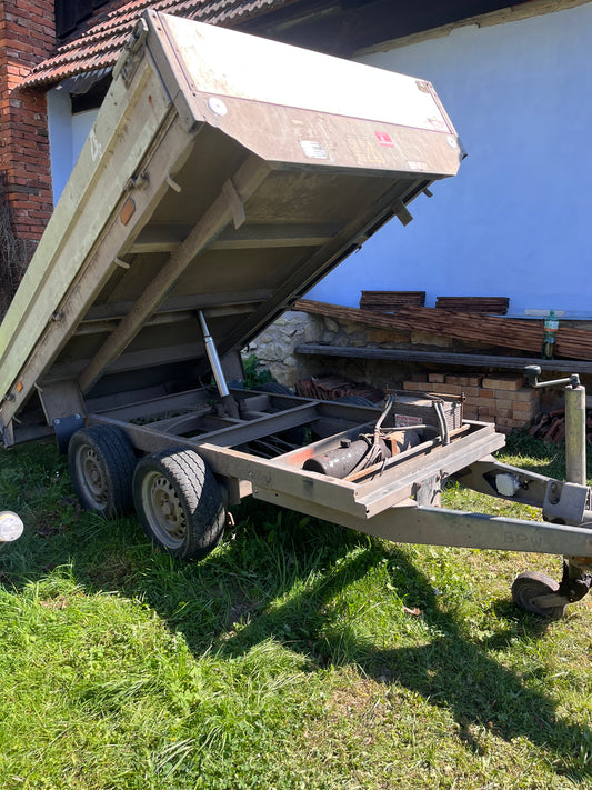 Elektricky sklopný Dvouosý vozík 2000kg